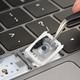 Imagen para el artículo titulado Estos son los cambios que introdujo Apple para arreglar el problema de su teclado